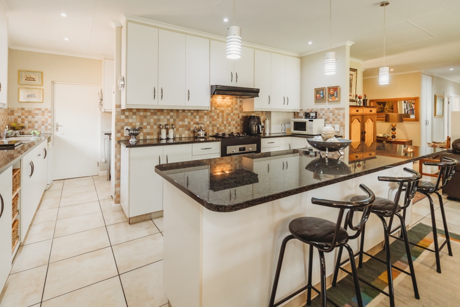 3 Bedroom Property for Sale in Heather Park Western Cape